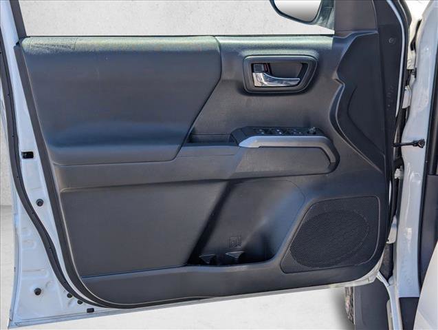 Used 2019 Toyota Tacoma TRD Sport w/ Technology Package image 9