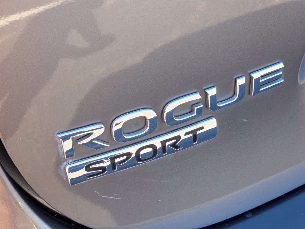 Used 2021 Nissan Rogue Sport SL w/ Premium Package AWD/4WD image 20