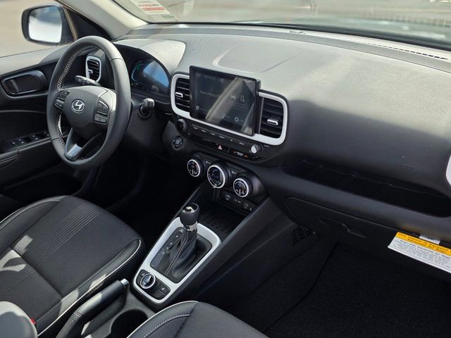 New 2026 Hyundai Venue SEL FWD image 9