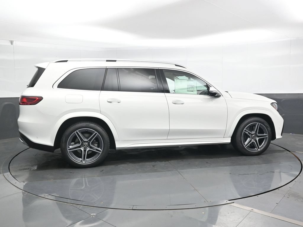 New 2027 Mercedes-Benz GLS 450 4MATIC image 3