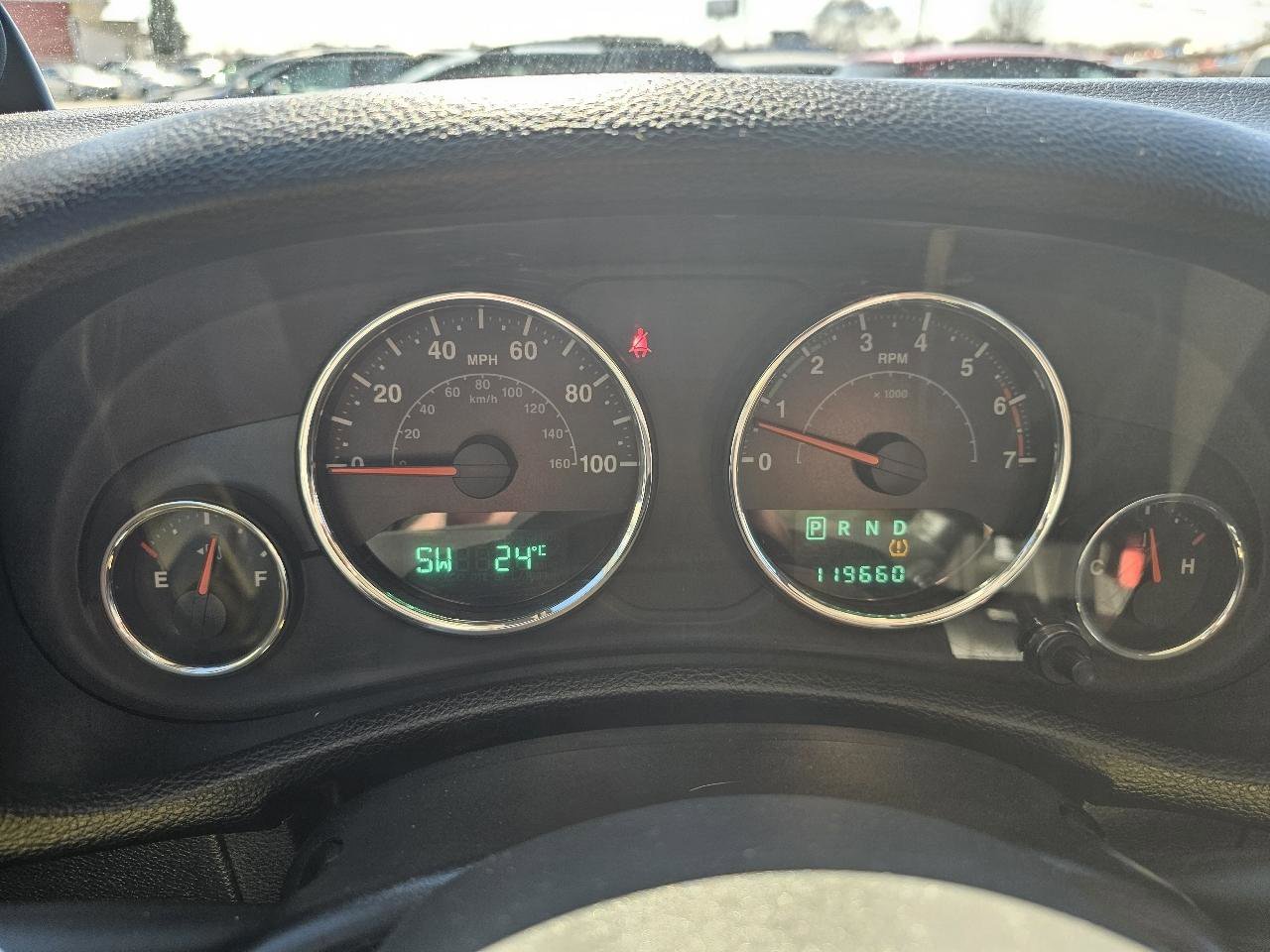 Used 2012 Jeep Wrangler Unlimited Sahara w/ Dual Top Group AWD/4WD image 10