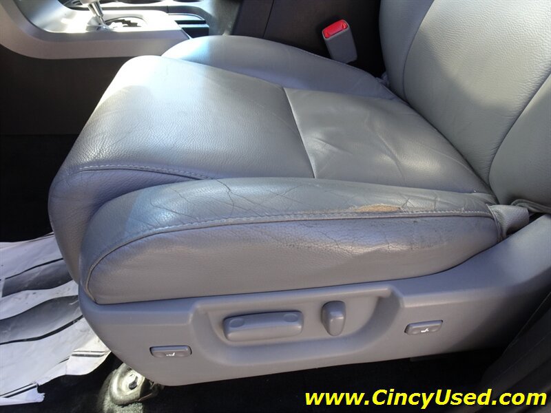 Used 2015 Toyota Sequoia Limited AWD/4WD image 37