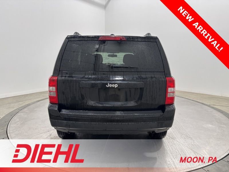 Used 2017 Jeep Patriot Sport w/ Power Value Group FWD image 6