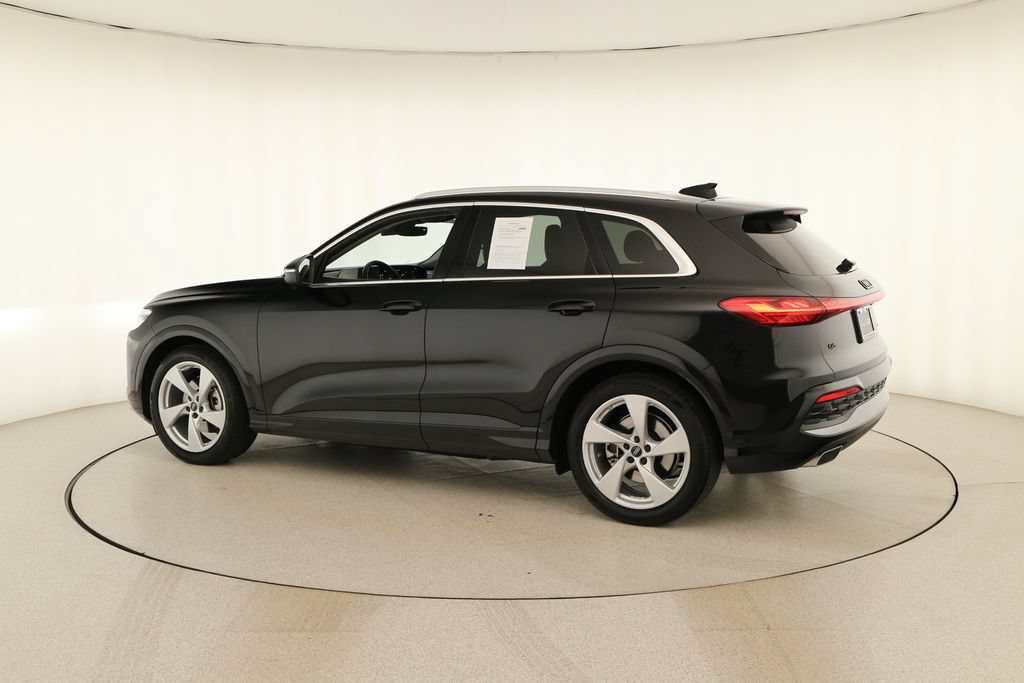 Certified 2025 Audi Q5 Prestige AWD/4WD image 3
