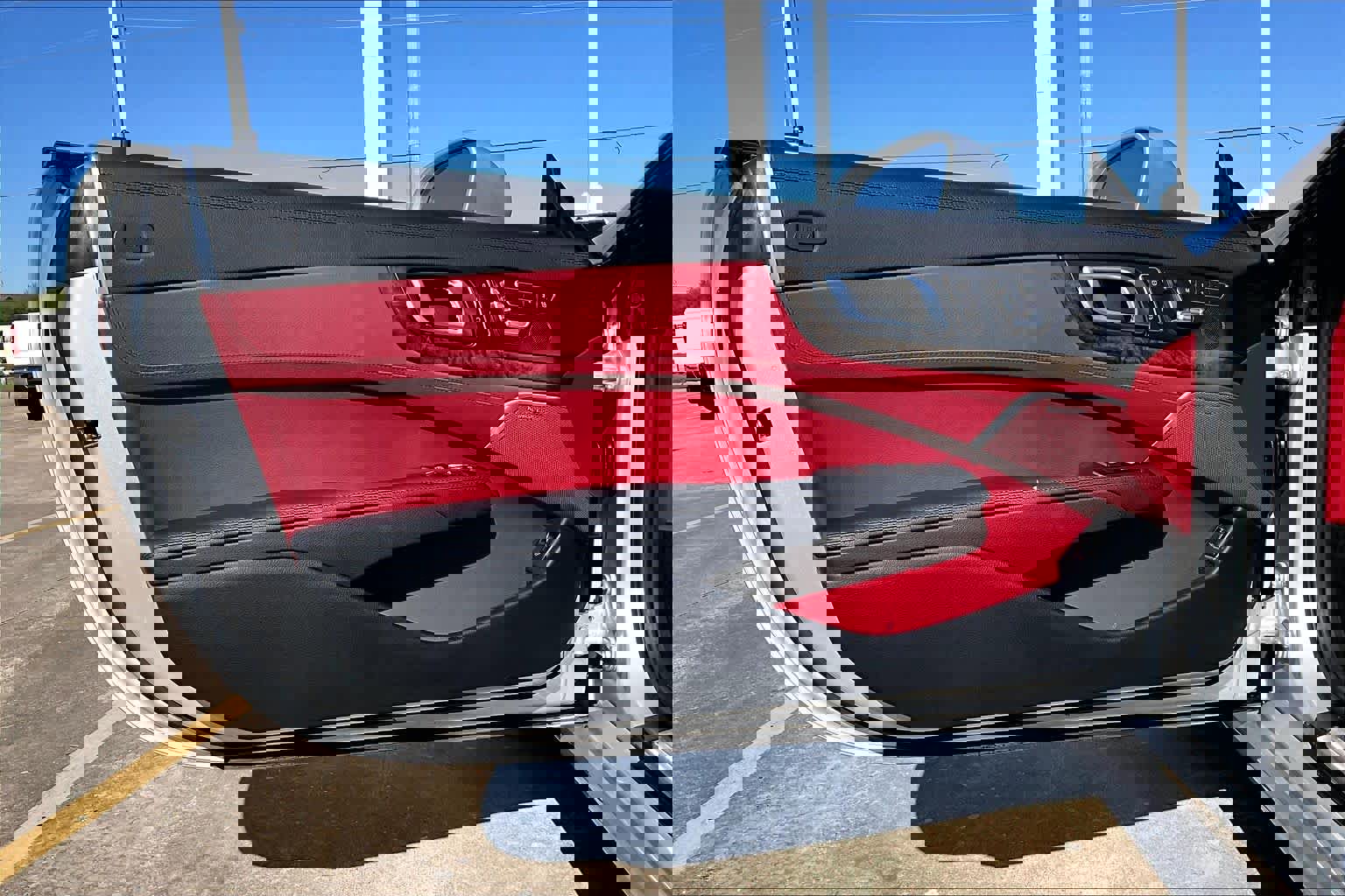 Used 2016 Mercedes-Benz SL 550 image 16