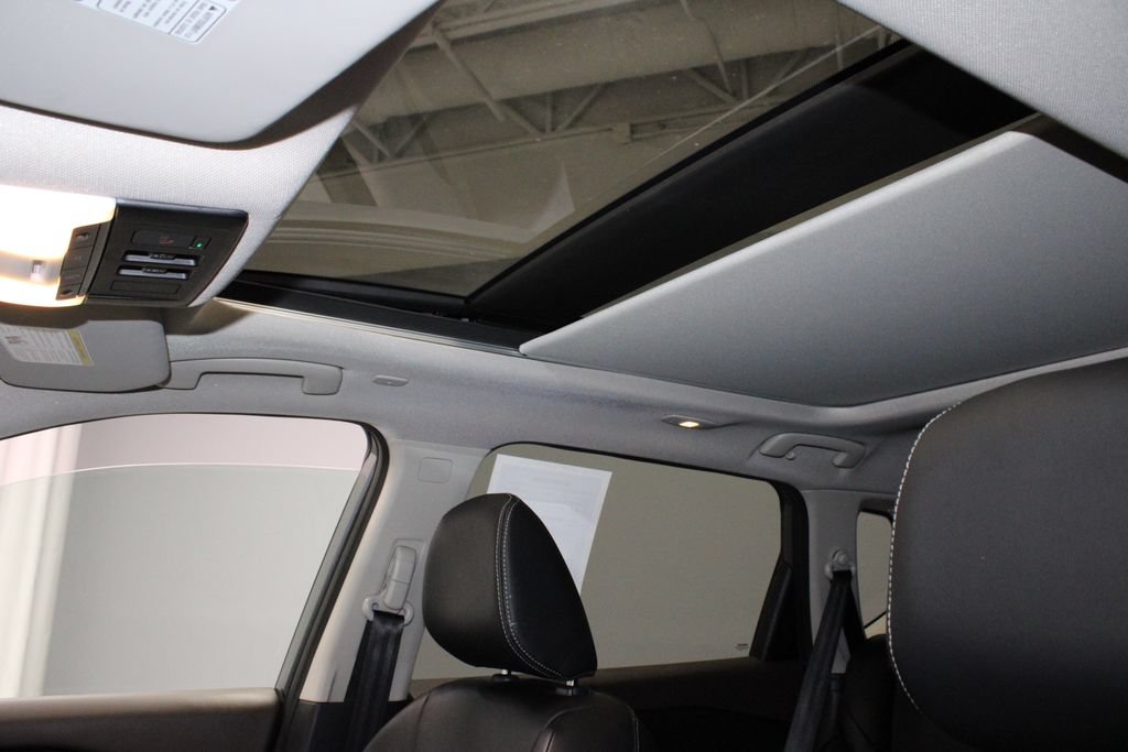 Used 2023 Nissan Rogue SL AWD/4WD image 33