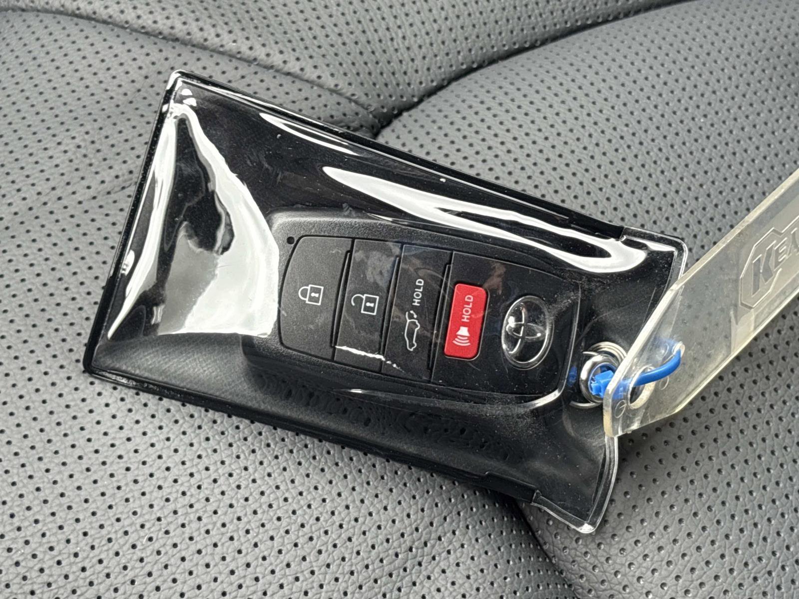 Used 2026 Toyota Grand Highlander Platinum image 38