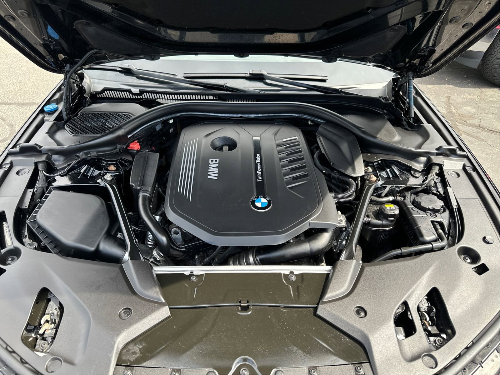 Used 2017 BMW 540i xDrive AWD/4WD image 11