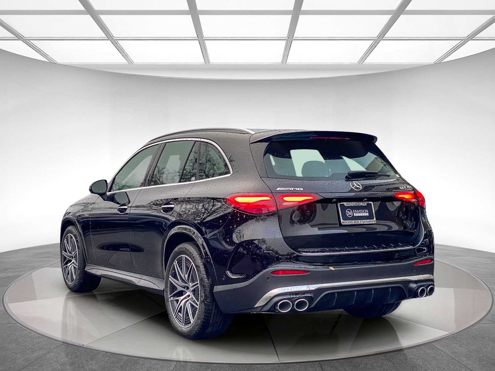 New 2025 Mercedes-Benz GLC 43 AMG 4MATIC image 2