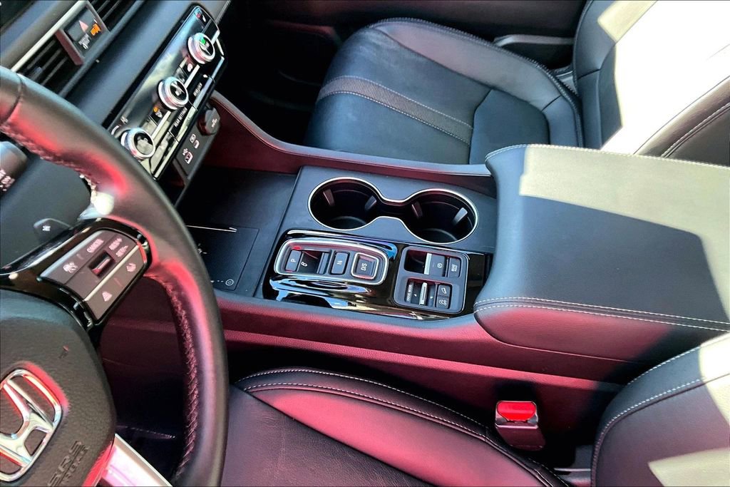 Certified 2025 Honda Pilot EX-L image 13