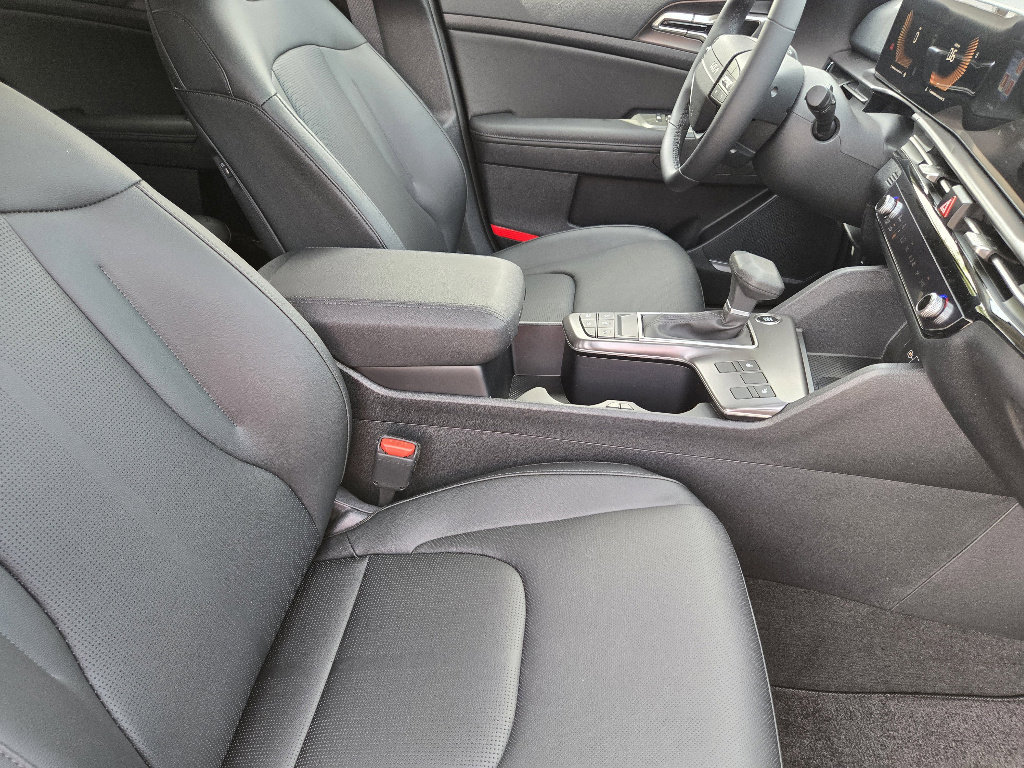 New 2026 Kia Sportage EX image 10