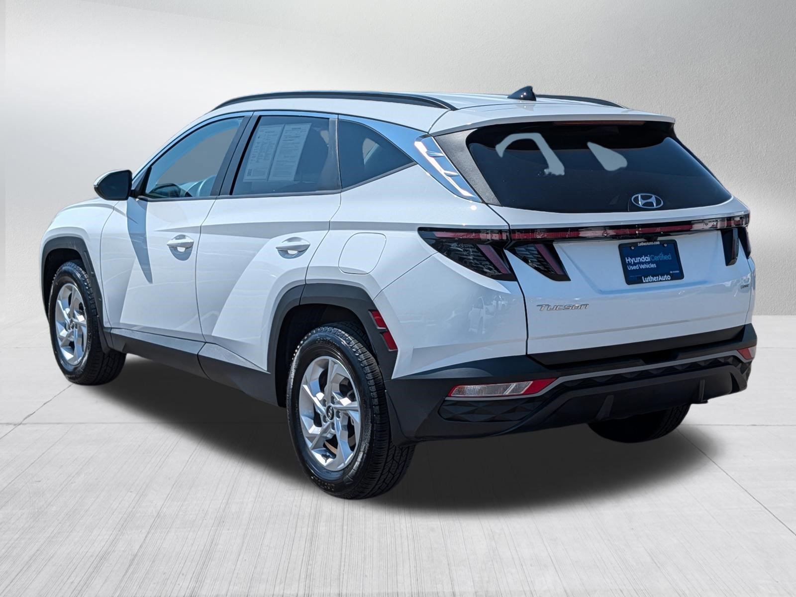 Certified 2023 Hyundai Tucson SEL AWD/4WD image 5