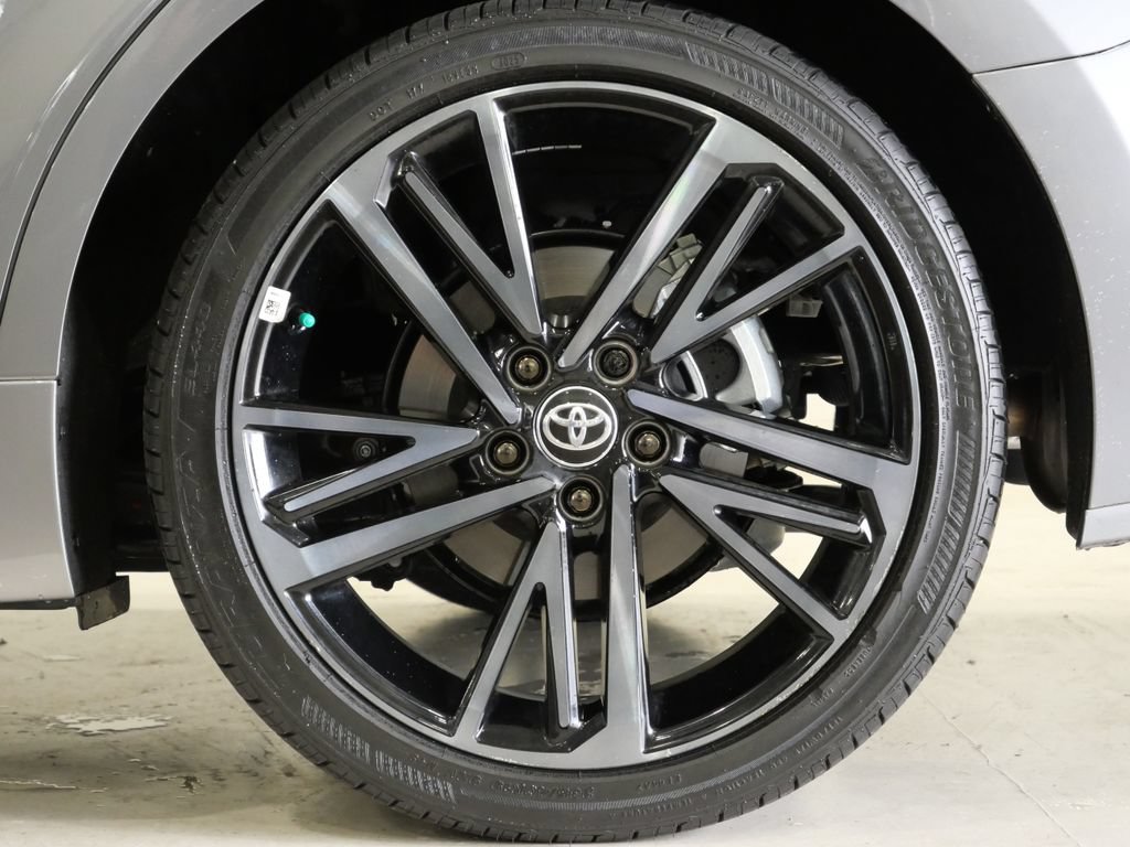 Used 2026 Toyota Camry XSE AWD/4WD image 10