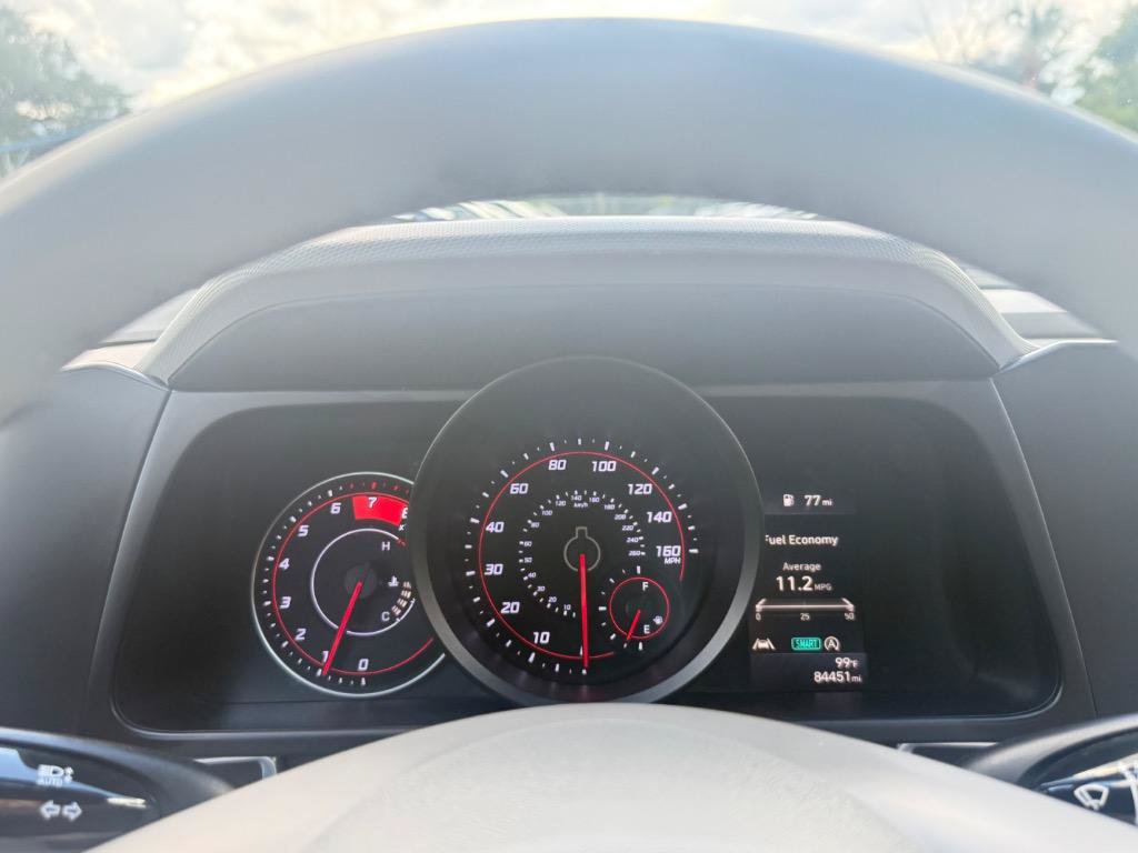 Used 2021 Hyundai Elantra SE FWD image 7