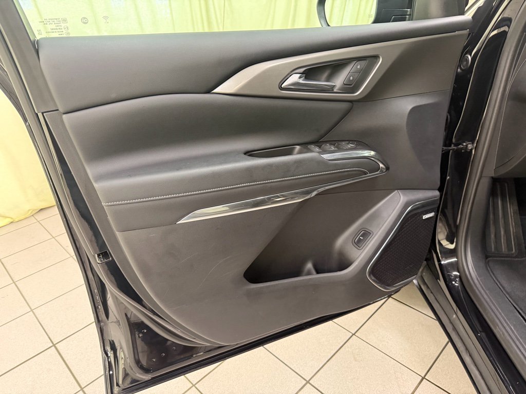 Certified 2024 Chevrolet Traverse LT w/ Enhanced Driving Package image 32