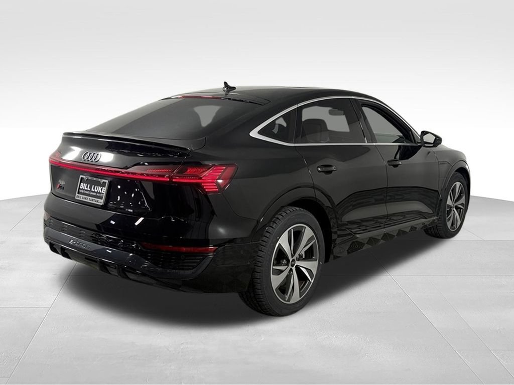Used 2024 Audi Q8 e-tron Premium Plus w/ Premium Plus Package AWD/4WD image 8