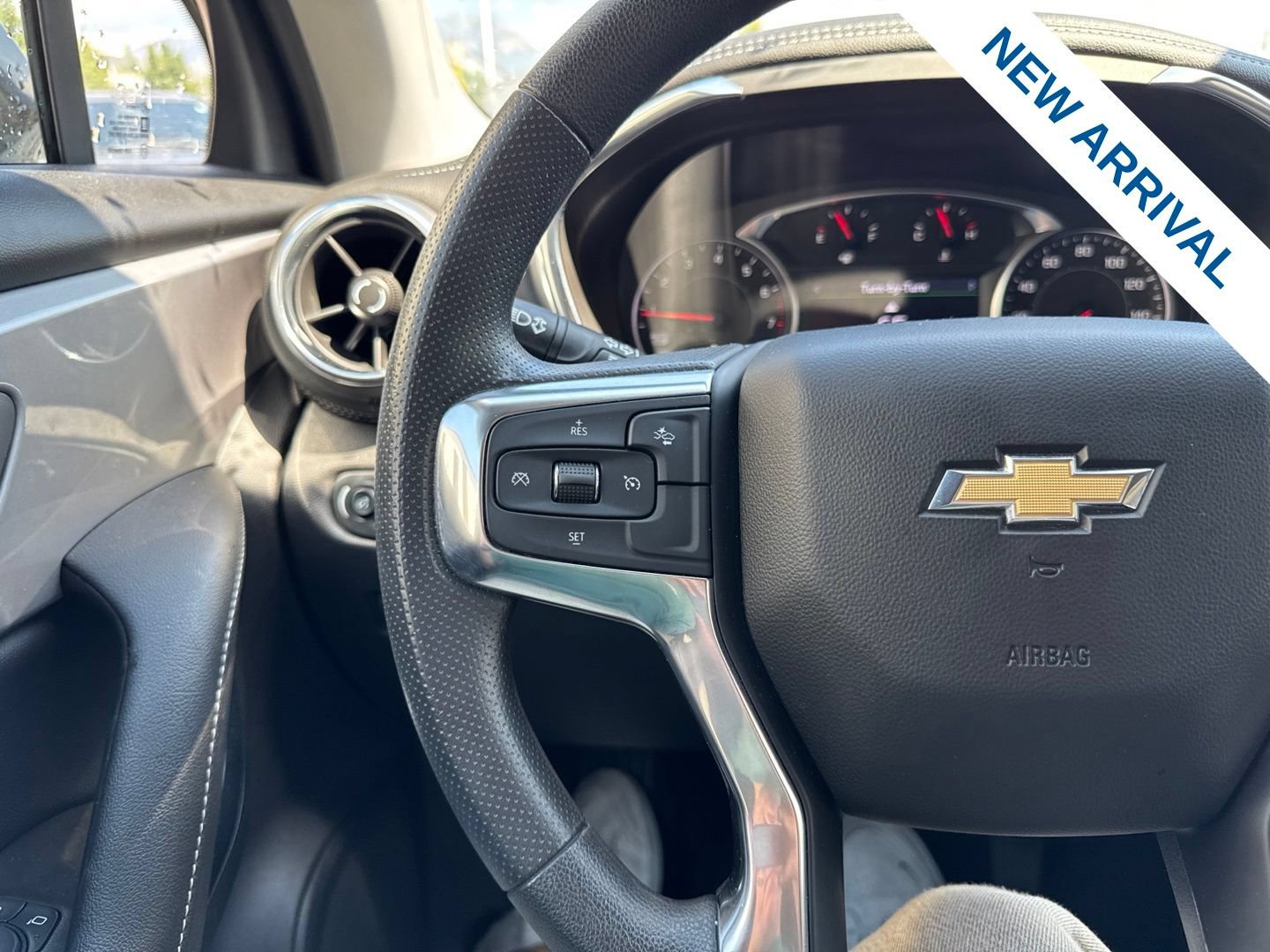 Used 2024 Chevrolet Blazer LT w/ Midnight/Sport Edition AWD/4WD image 22