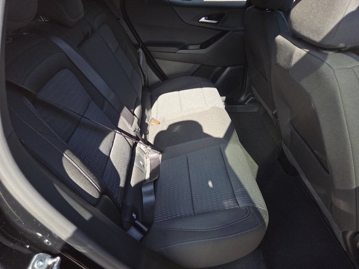New 2027 Chevrolet Equinox LT w/ Midnight Edition FWD image 23