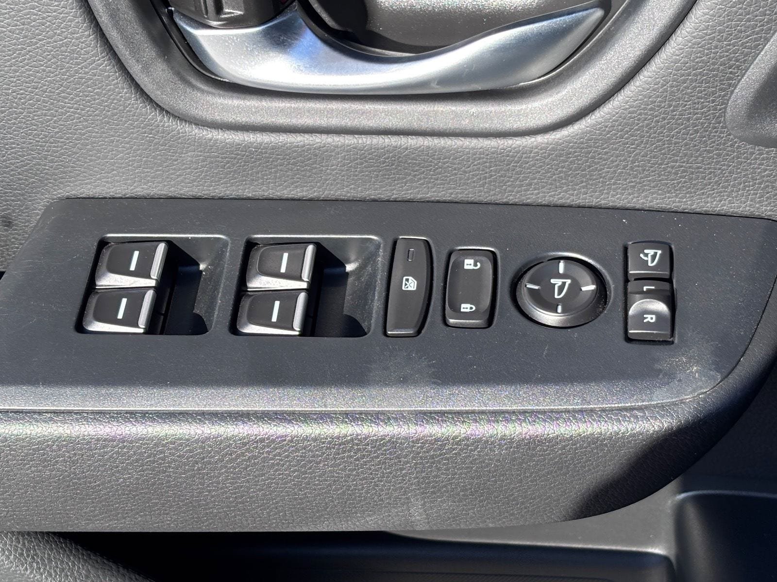 Certified 2025 Honda Pilot Elite image 21