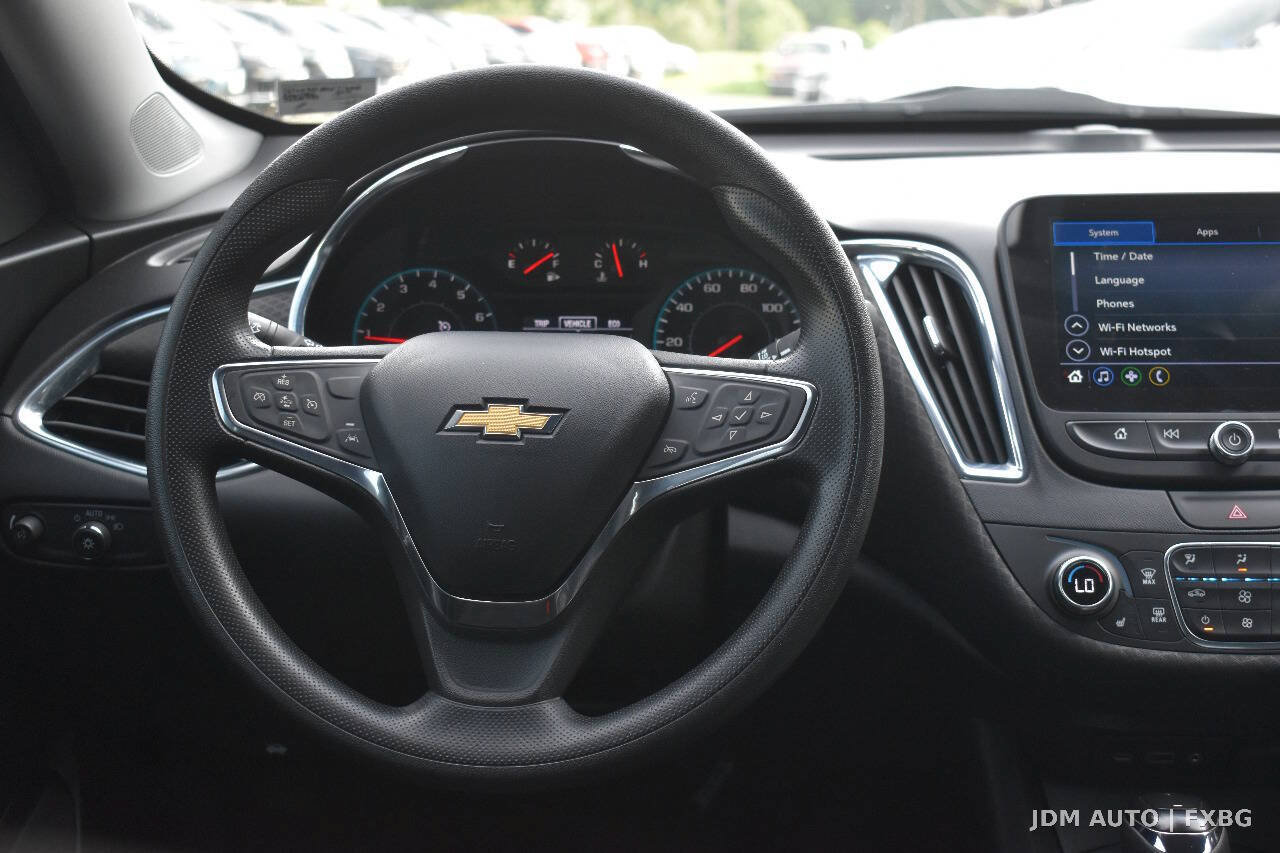 Used 2019 Chevrolet Malibu LT w/ LPO, Convenience Package 2 FWD image 19
