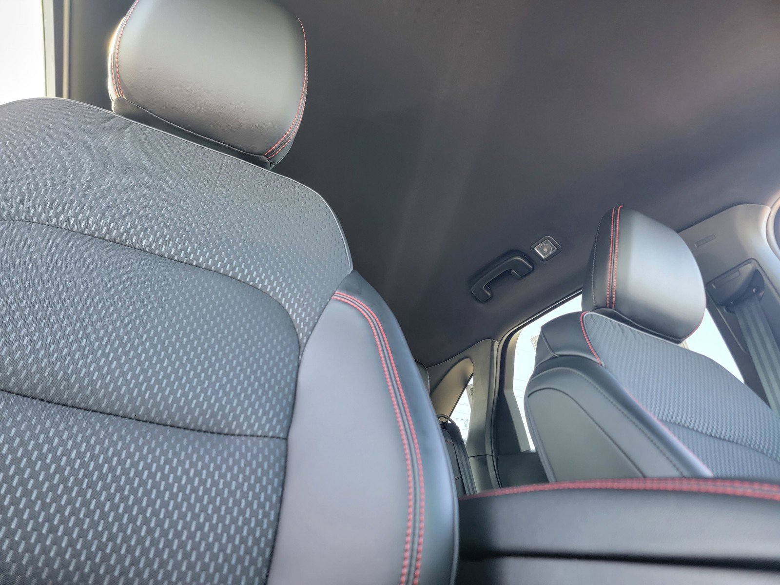 New 2025 Ford Escape ST-Line w/ Tech Pack #1 image 17