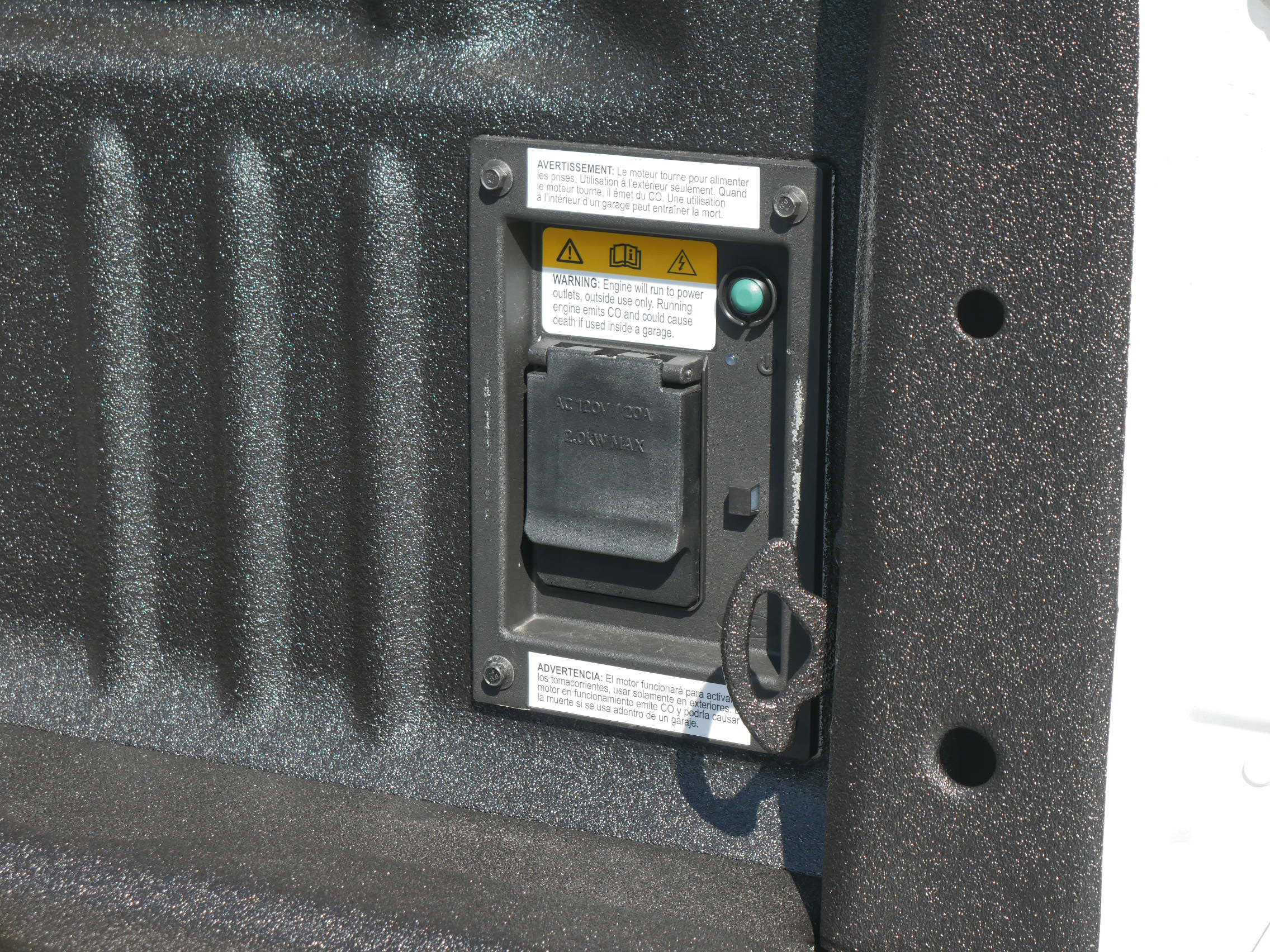 New 2025 Ford F250 Lariat w/ Lariat Ultimate Package image 29