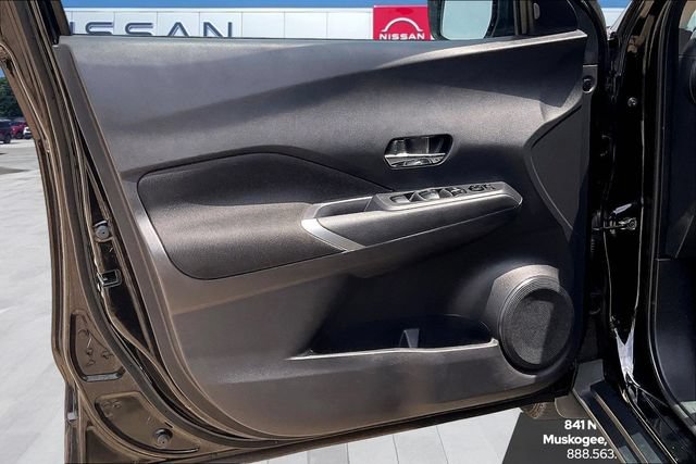 Used 2024 Nissan Kicks SV FWD image 18
