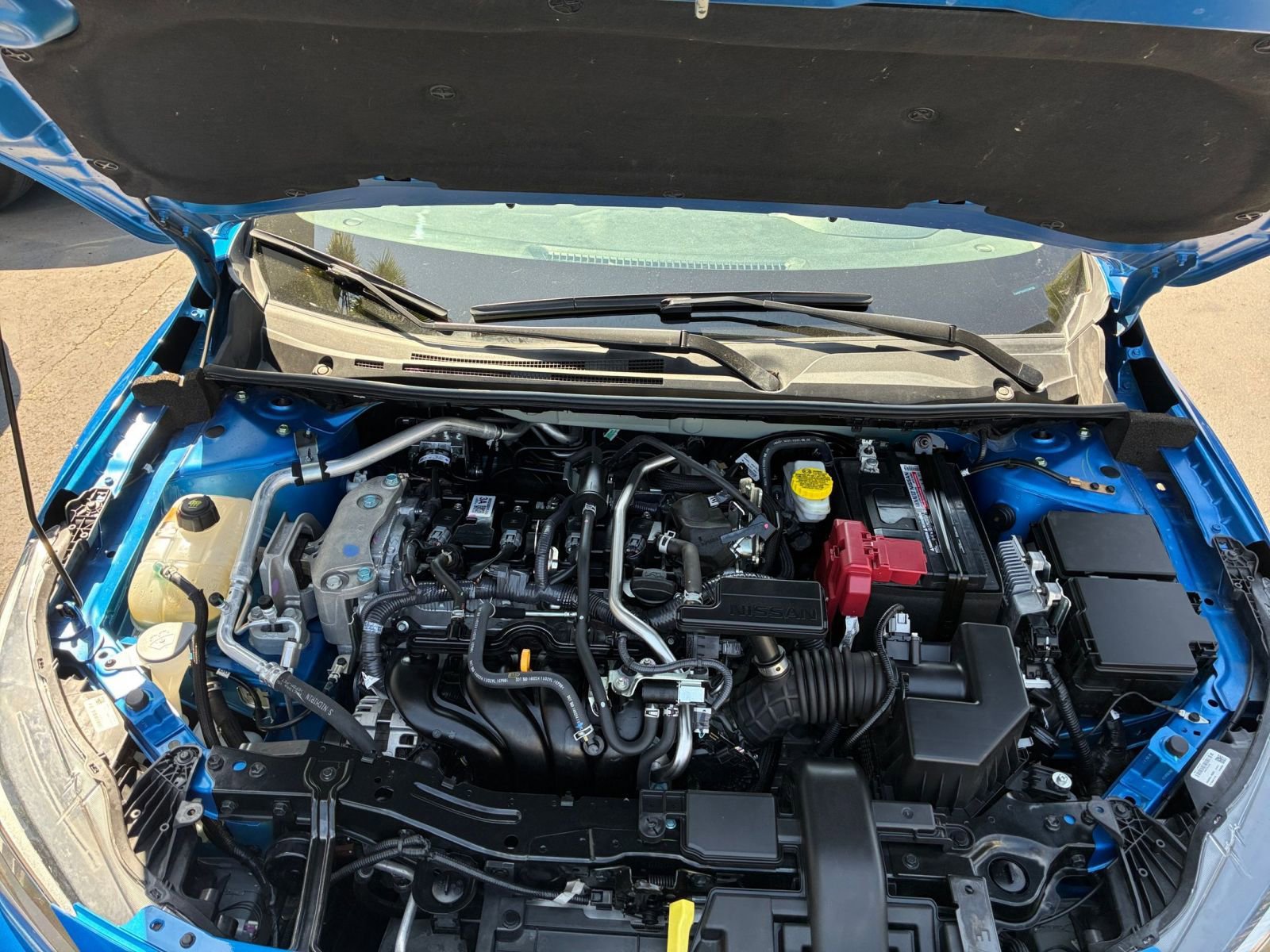 Used 2025 Nissan Sentra SV FWD image 30