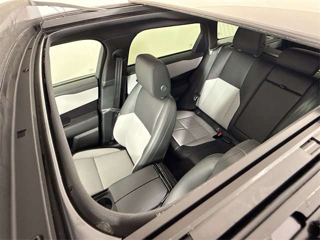 New 2026 Land Rover Range Rover Velar Dynamic SE image 14