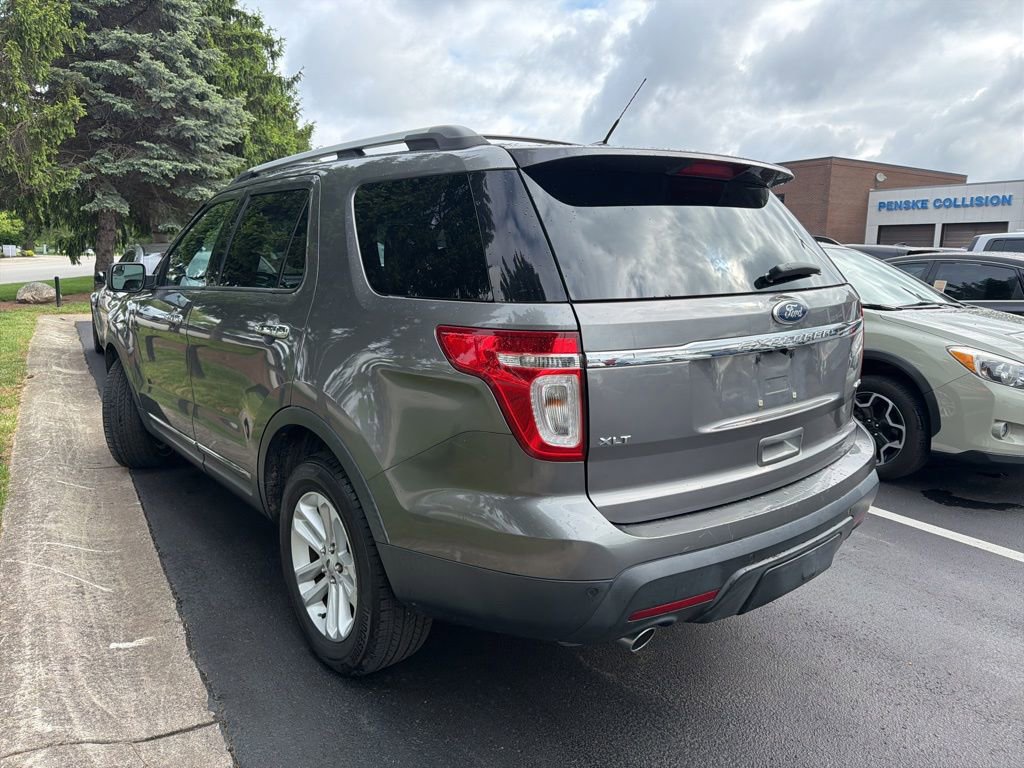 Used 2012 Ford Explorer XLT AWD/4WD image 2