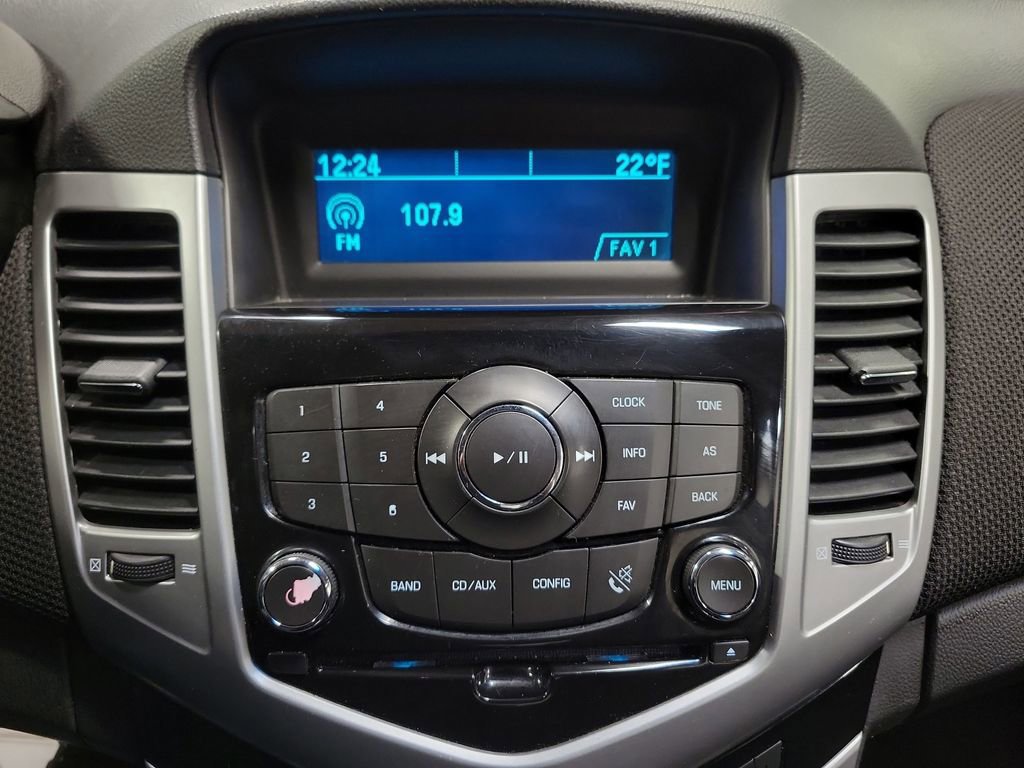 Used 2011 Chevrolet Cruze LT image 19