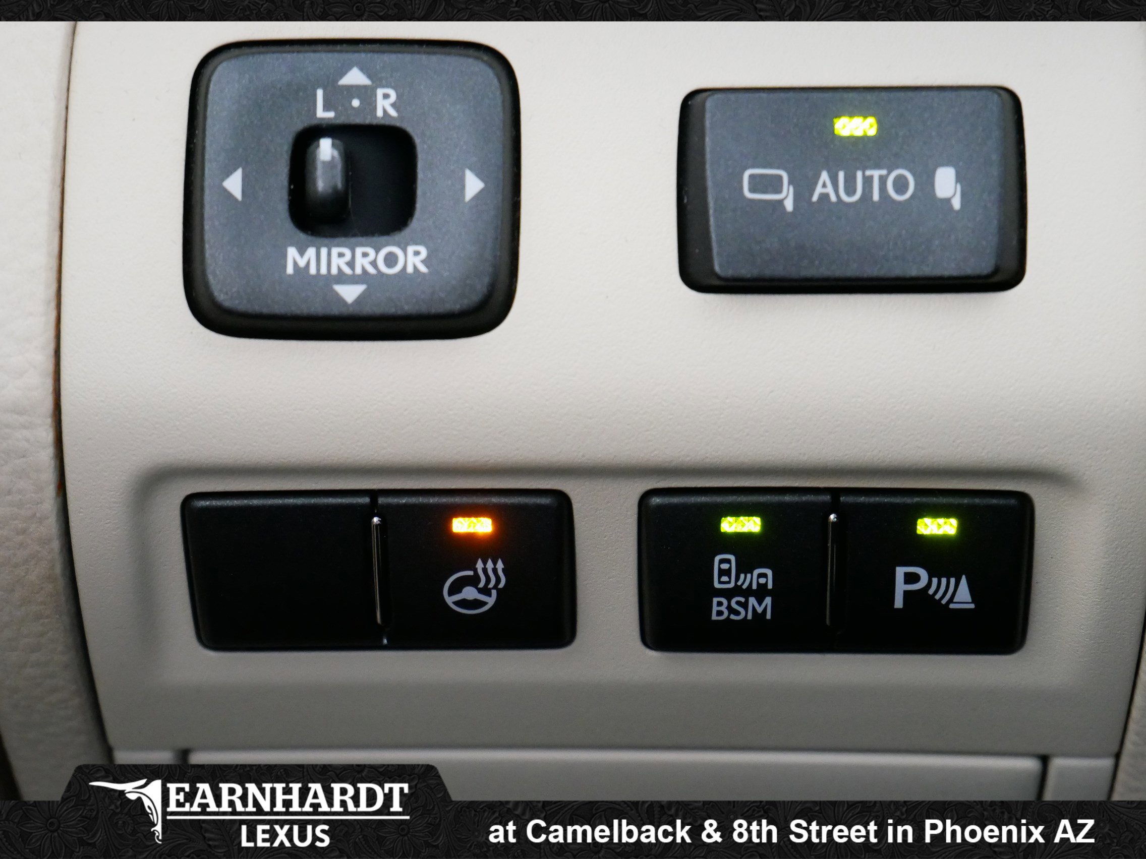 Used 2013 Lexus LS 460 w/ Comfort Pkg RWD image 29
