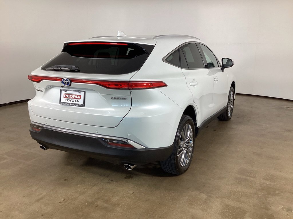 Used 2024 Toyota Venza Limited AWD/4WD image 6
