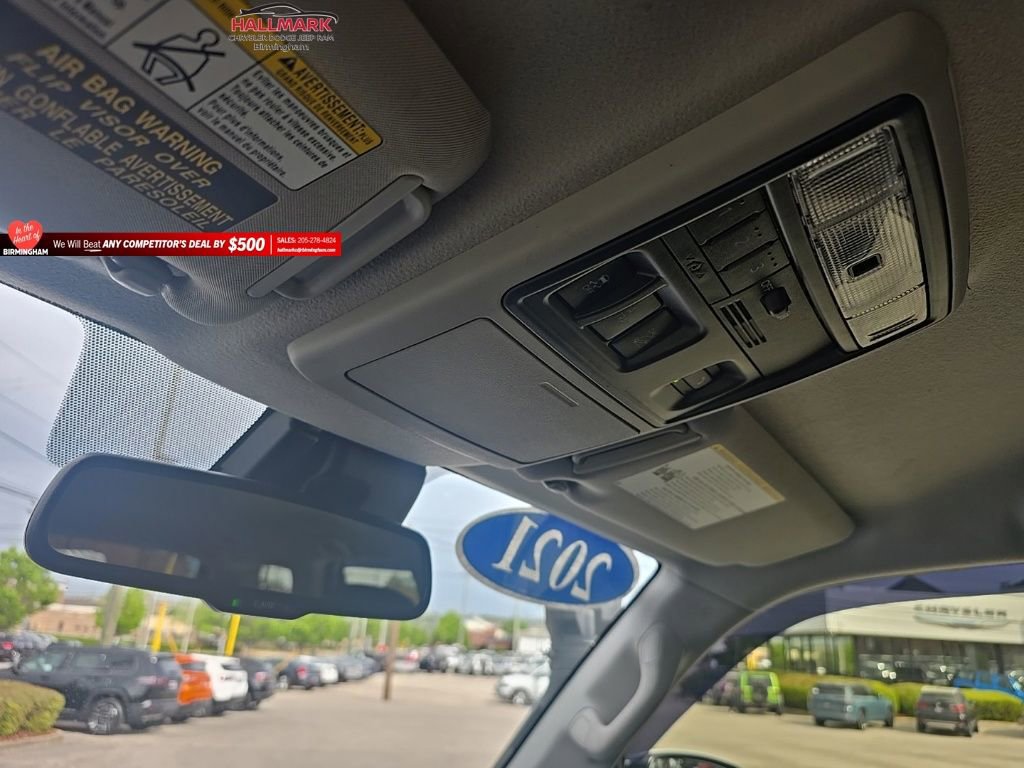 Used 2021 Toyota 4Runner SR5 Premium image 17
