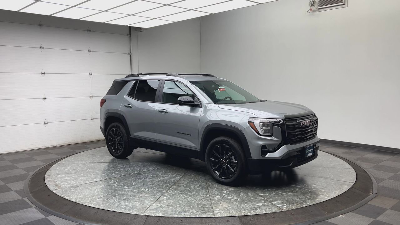 Certified 2025 GMC Terrain Elevation w/ Black Edition AWD/4WD image 31