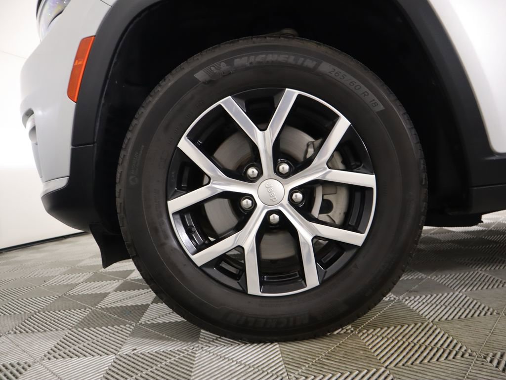Used 2024 Jeep Grand Cherokee L Limited image 31