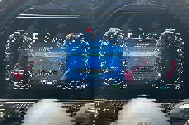 Used 2025 Mercedes-Benz G 63 AMG 4MATIC image 32