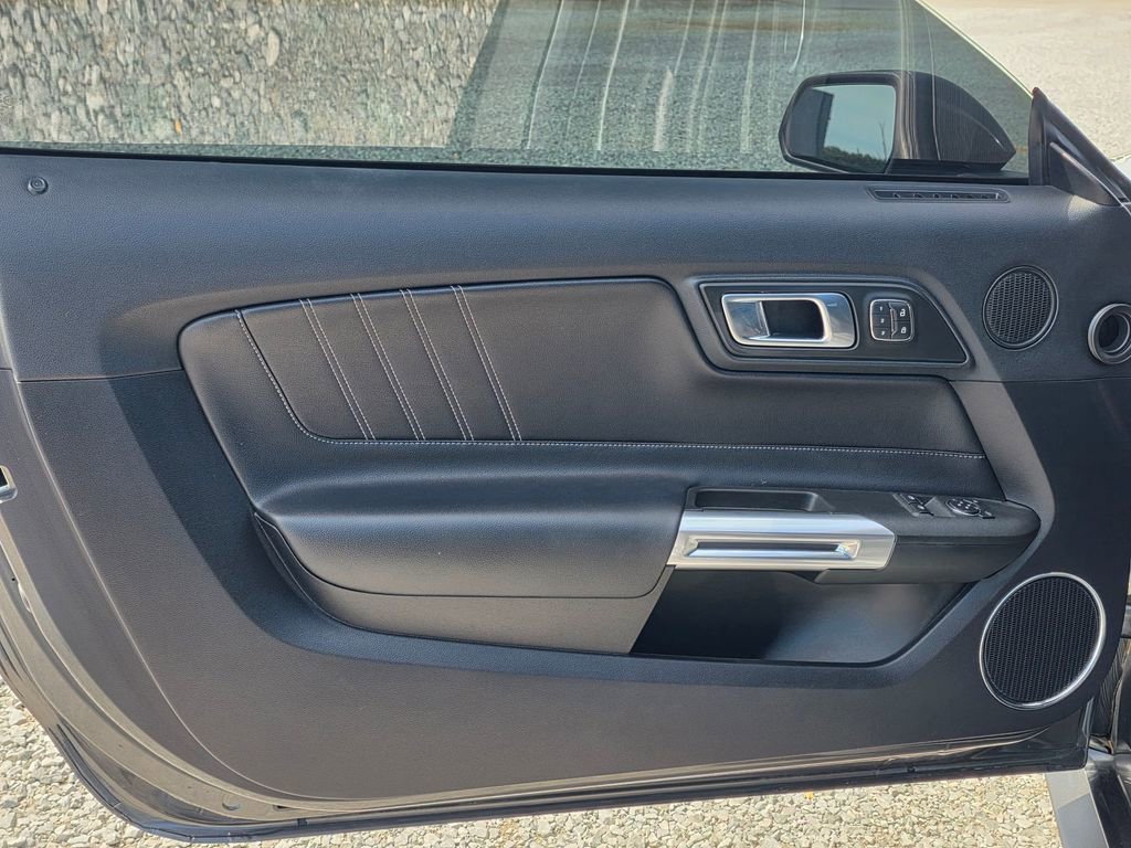 Used 2018 Ford Mustang GT Premium w/ Safe & Smart Package RWD image 11