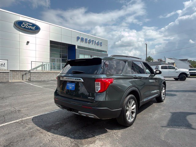 Used 2022 Ford Explorer XLT w/ Equipment Group 202A AWD/4WD image 10
