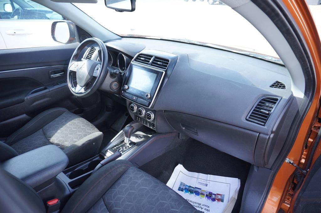 Used 2023 Mitsubishi Outlander Sport LE AWD/4WD image 8