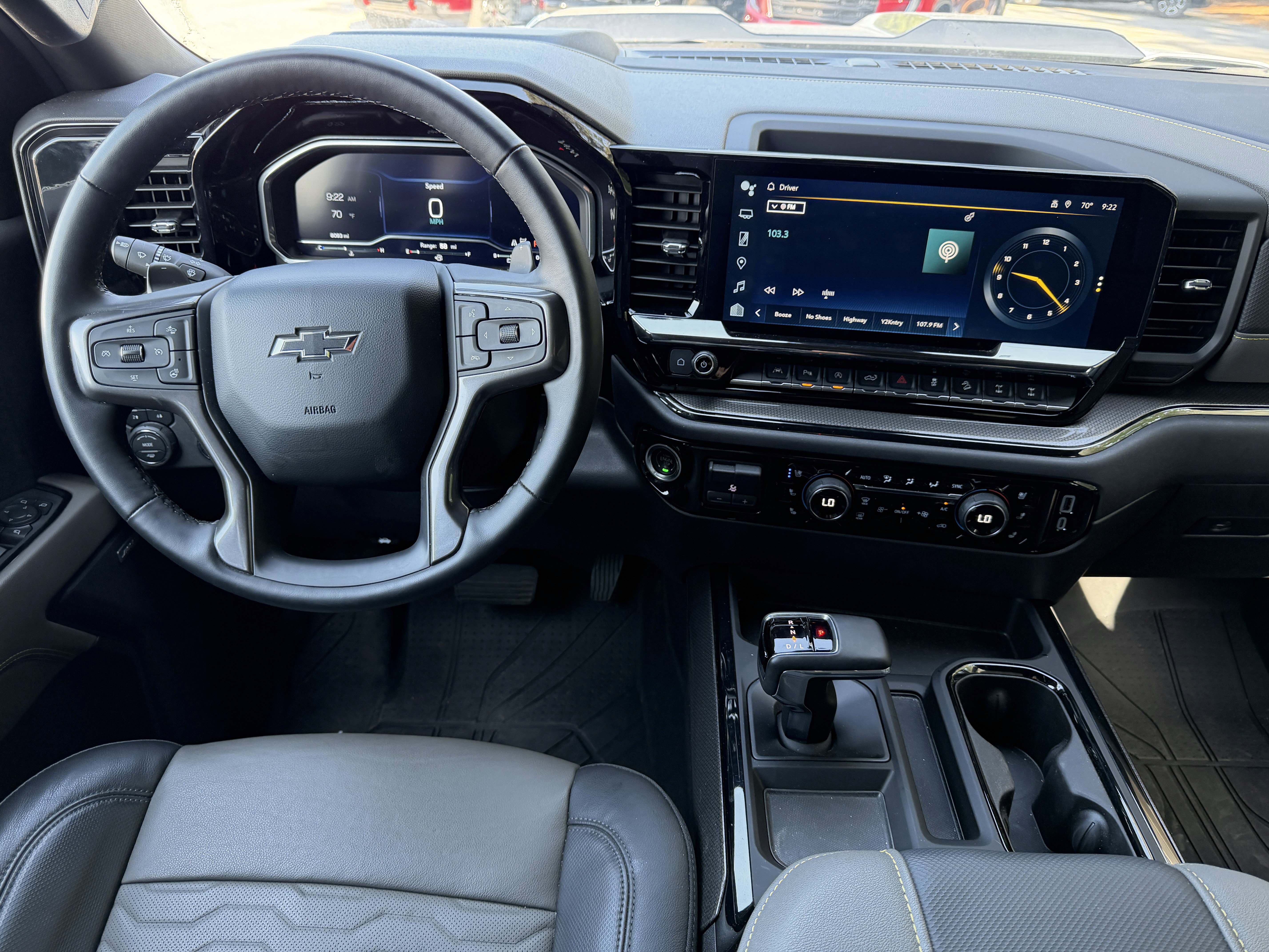 Used 2024 Chevrolet Silverado 1500 ZR2 w/ Technology Package image 8