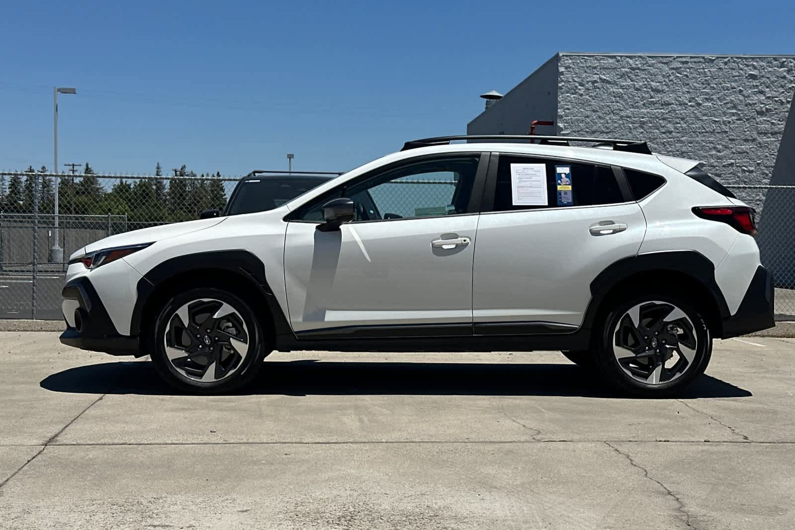 Used 2025 Subaru Crosstrek 2.5i Limited w/ Crosstrek Mirror Package AWD/4WD image 6