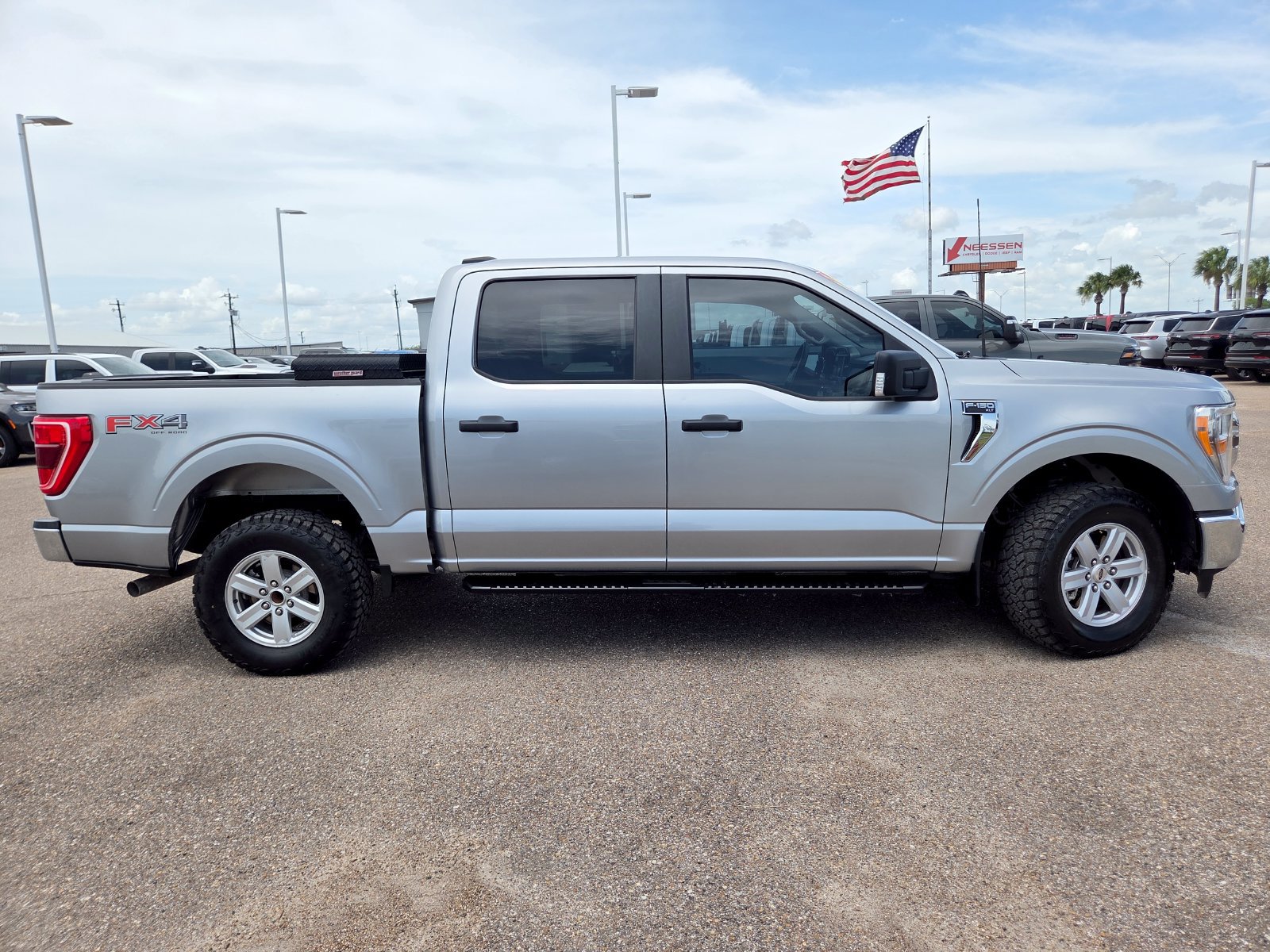Used 2021 Ford F150 XLT w/ Trailer Tow Package AWD/4WD image 10