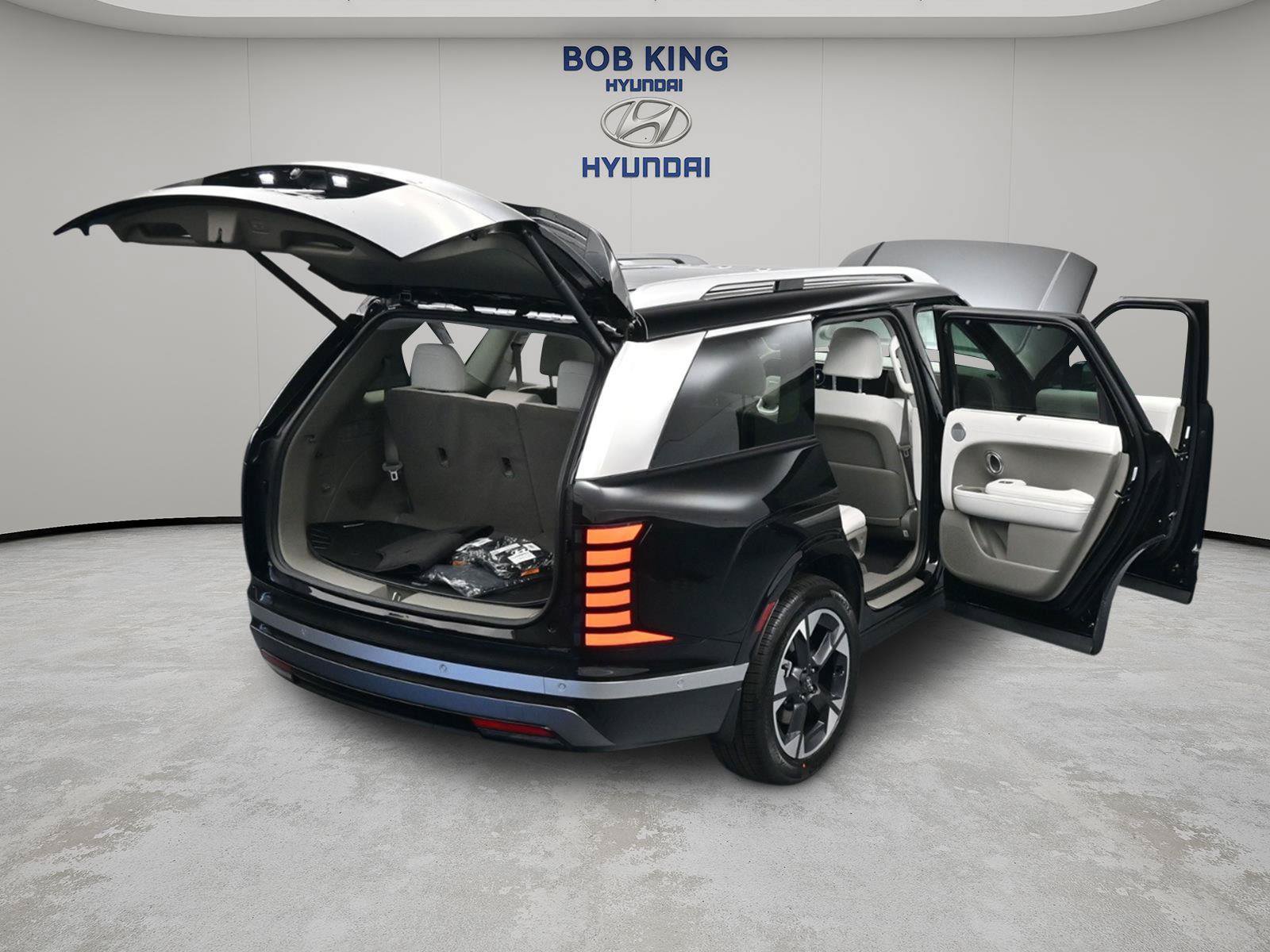 New 2026 Hyundai Palisade Limited FWD image 17