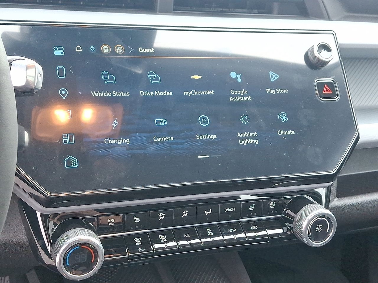 New 2027 Chevrolet Bolt RS w/ Technology Package FWD image 16