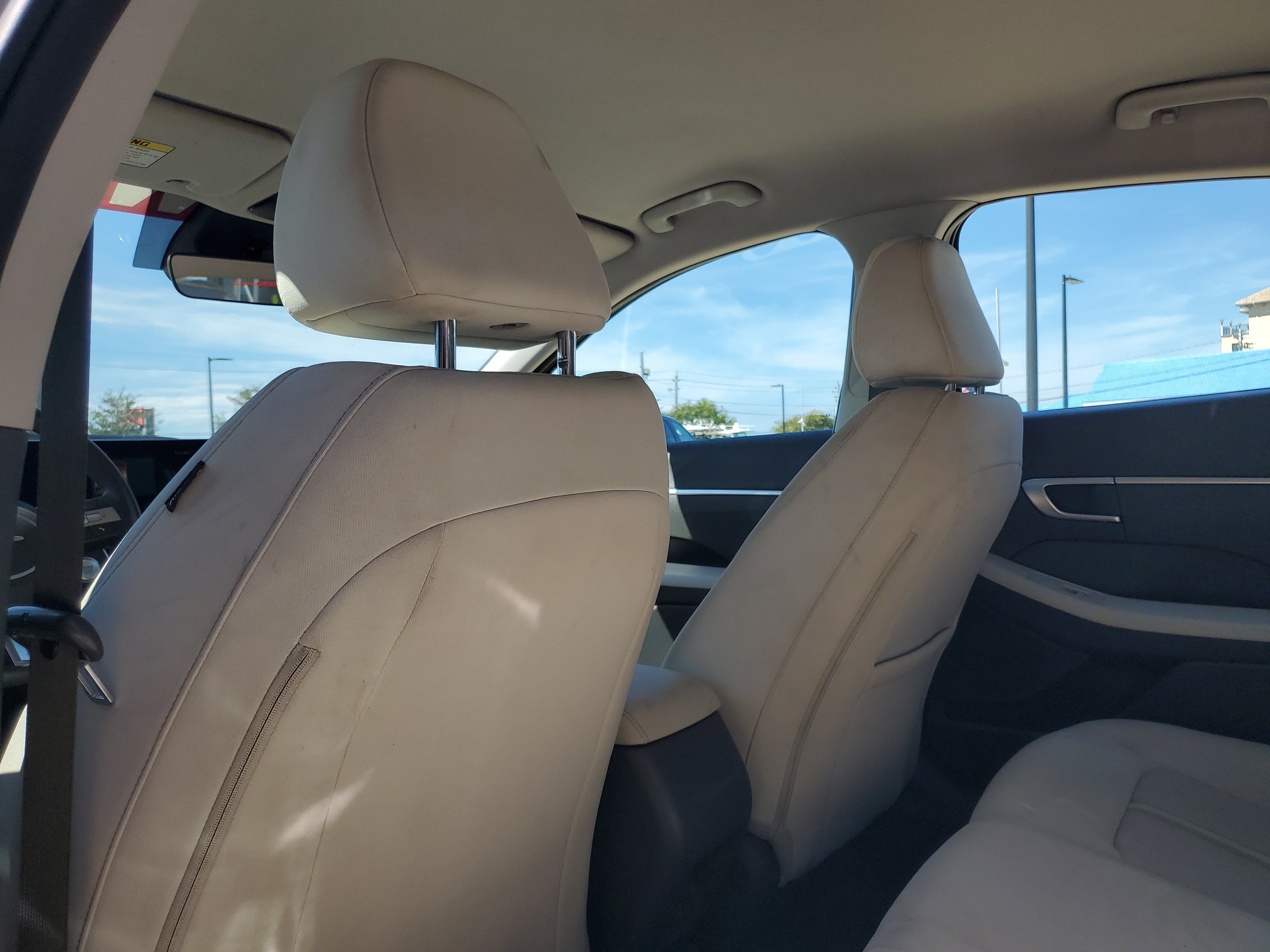 Used 2025 Hyundai Sonata SE FWD image 26