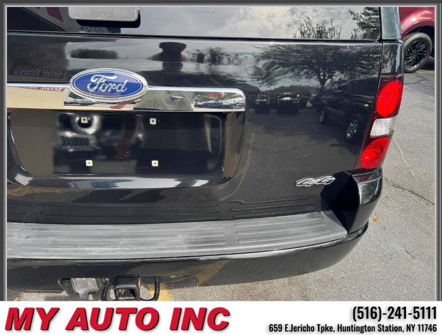 Used 2010 Ford Explorer Limited image 30