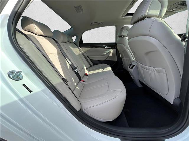 Used 2017 Hyundai Sonata Limited w/ Ultimate Package 04 image 21