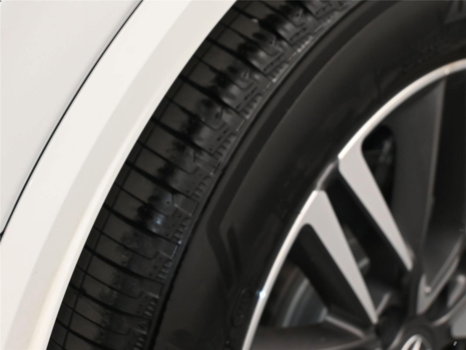 Certified 2026 Acura MDX SH-AWD w/ Advance Package image 13