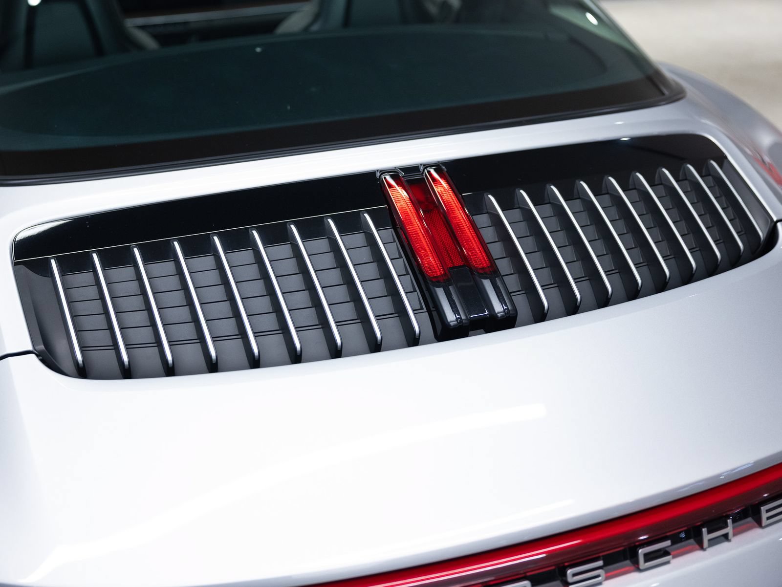 Certified 2021 Porsche 911 AWD/4WD image 24
